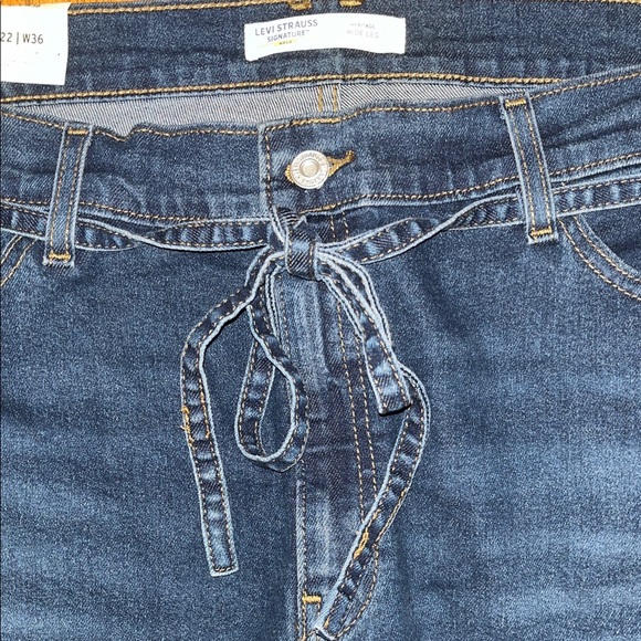 NWT Levi’s Signature Gold Heritage  Wide-Leg Belted Mid Rise Jeans Size 22 - Picture 5 of 14
